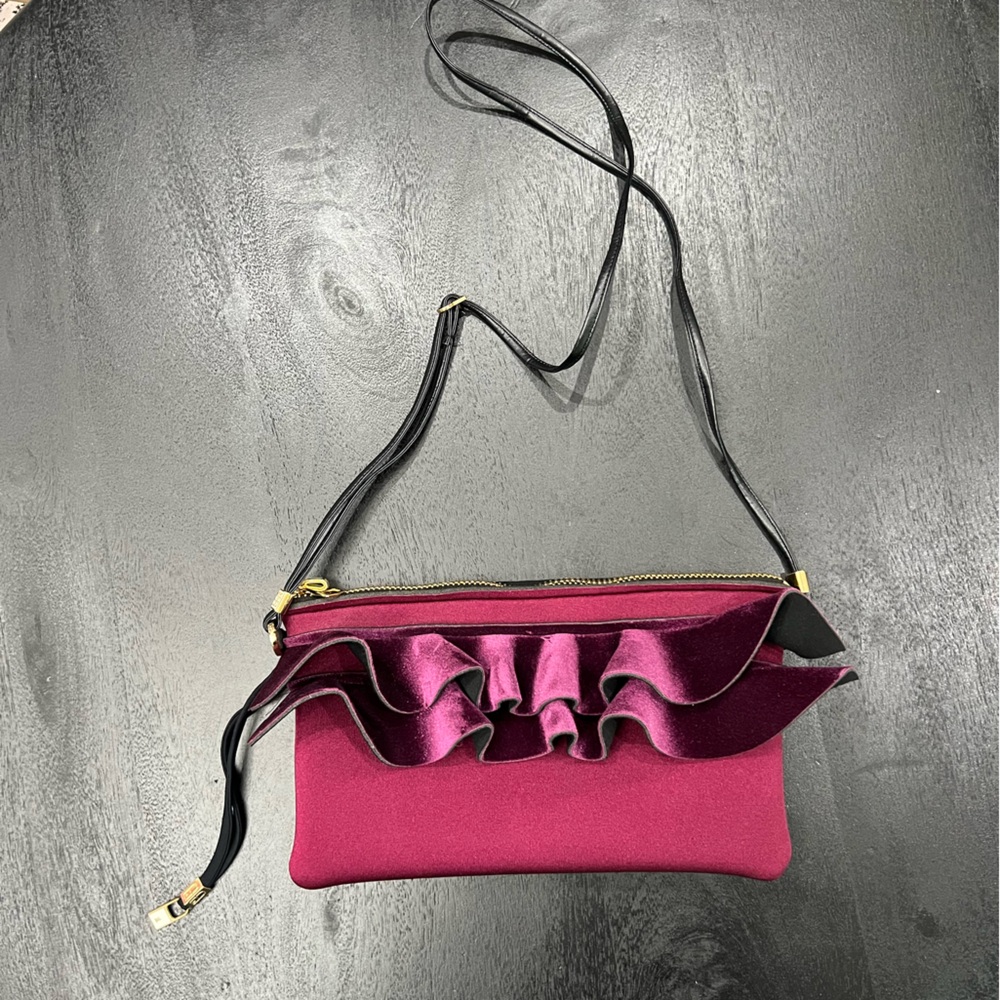 👜💖Save My Bag💖👜Fuschia Ruffle Bag